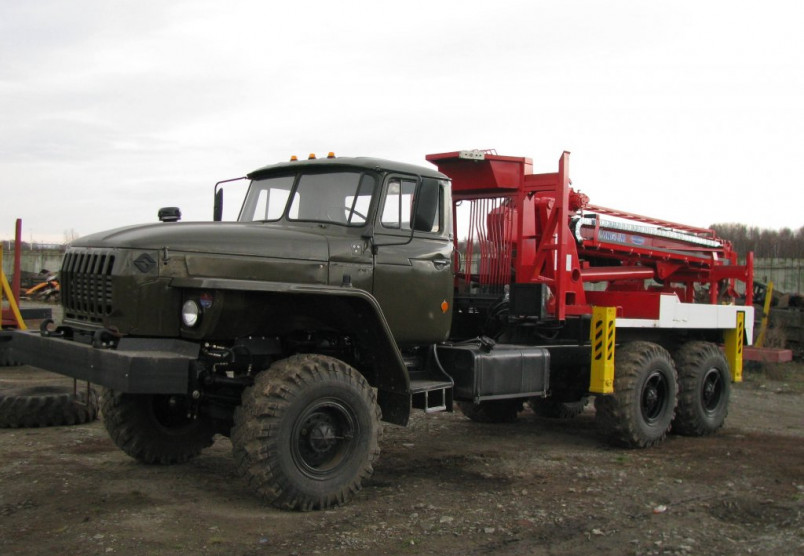 Аренда ямобура Урал 4320-60/70 KDC-5600 в Москве и Московской области